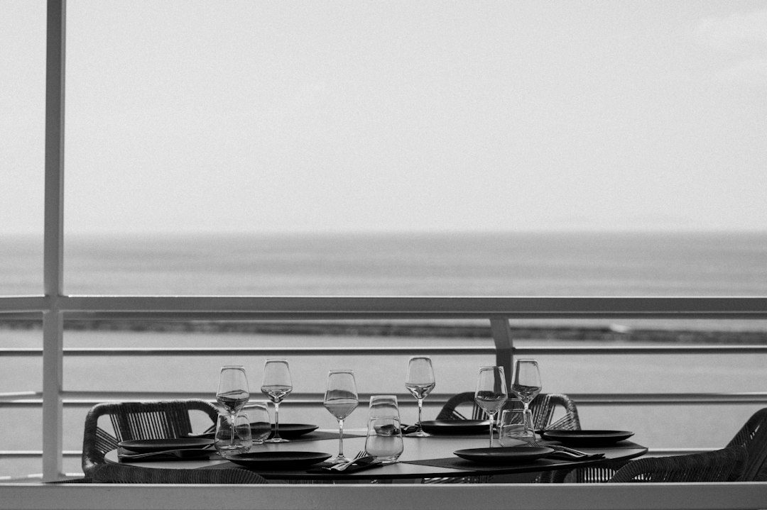 DJ & Dine at Jubilee Pool