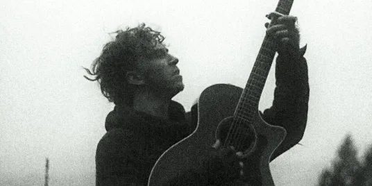 Finnegan Tui live at the Cornish Bank