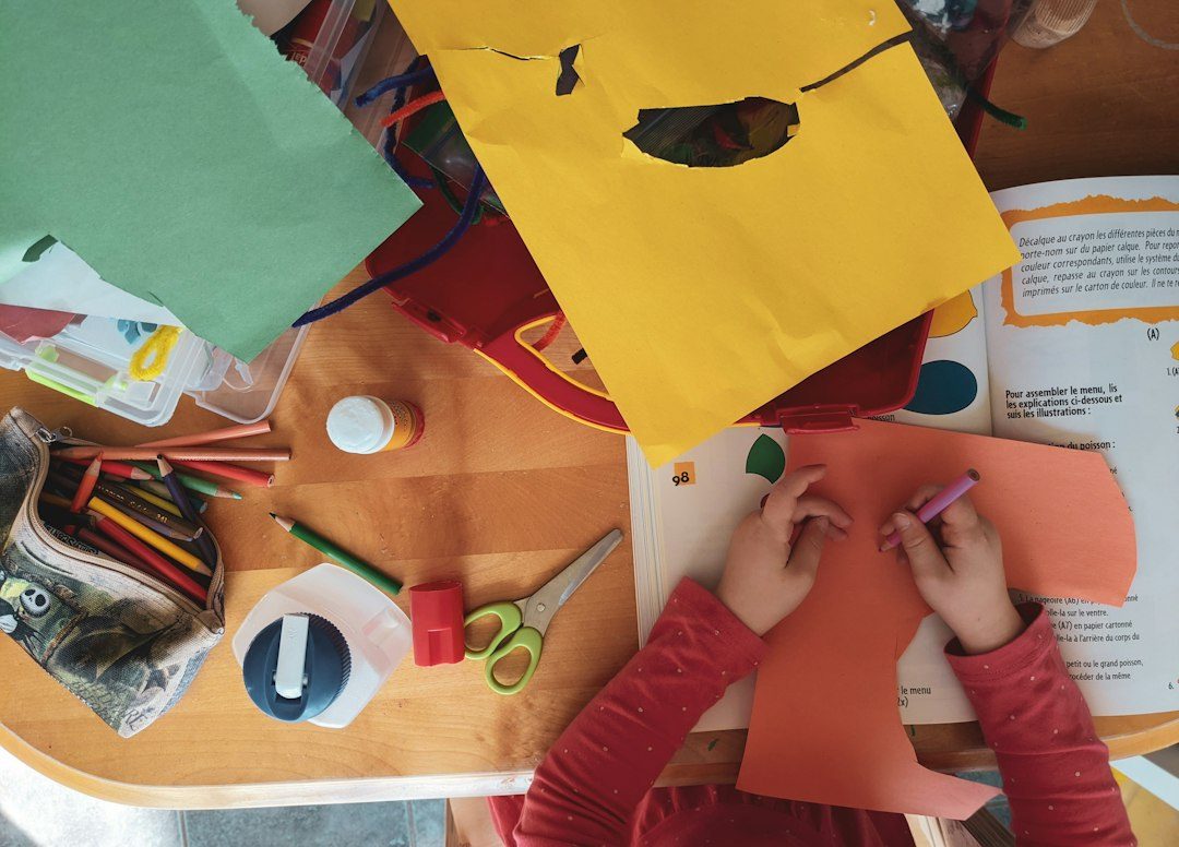 Free family craft morning at Kresen Kernow