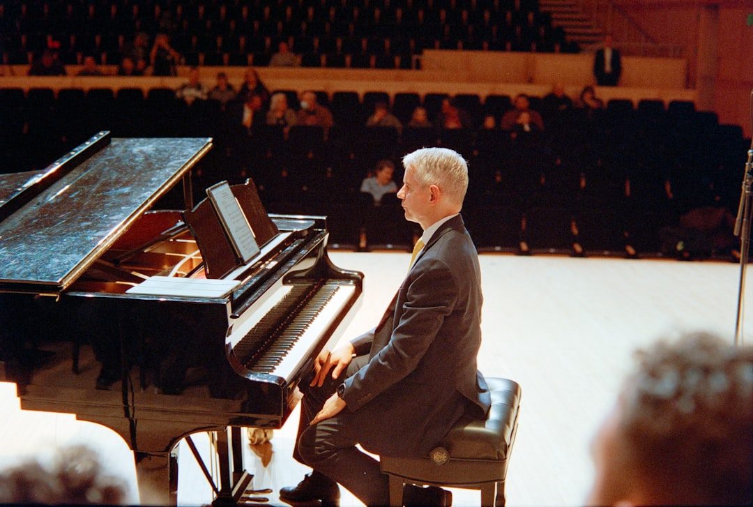 Leon McCawley piano recital in Truro